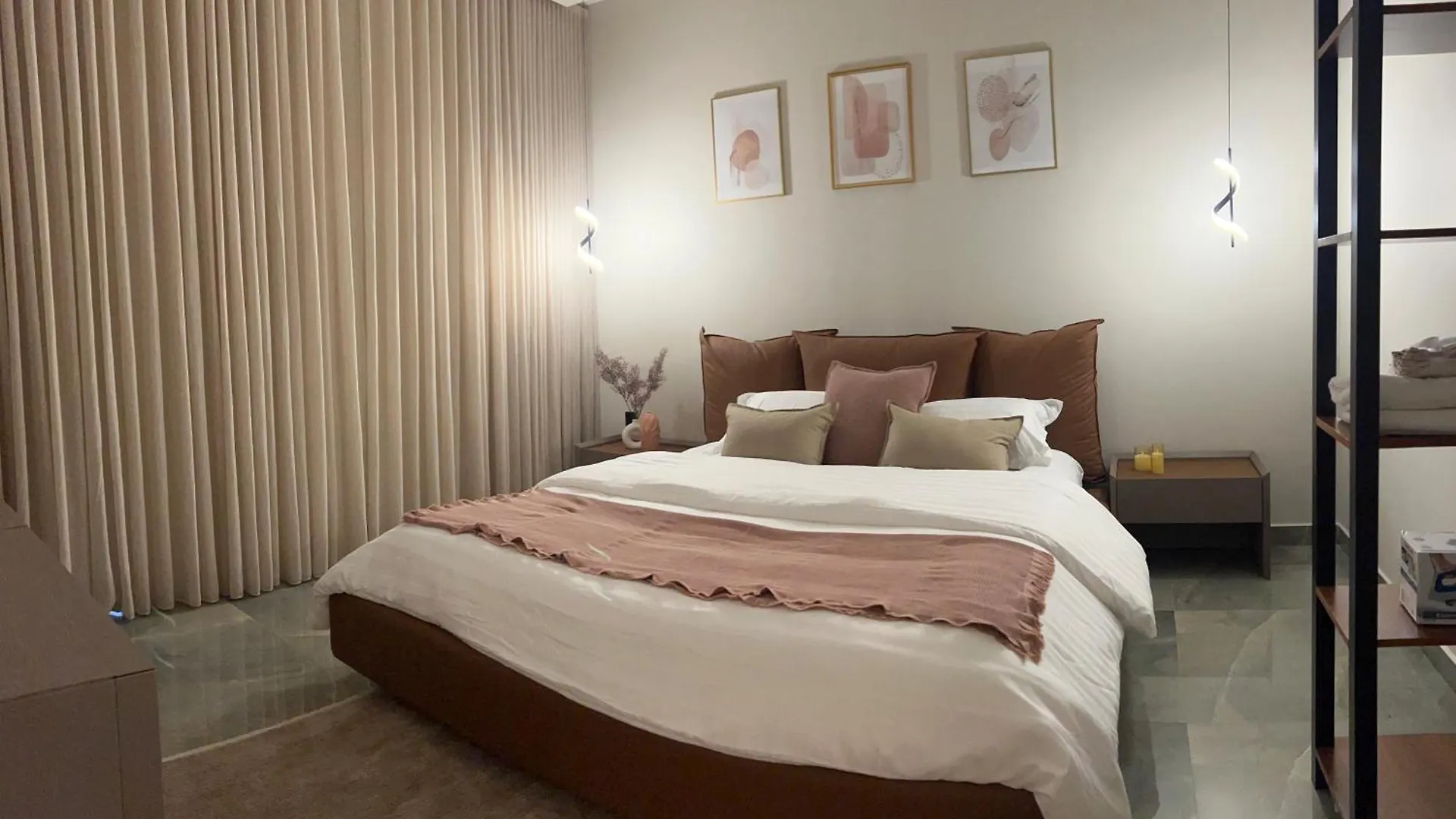 Apartment شقة راقية في الملقا Riyadh